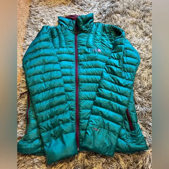 The north face down jacket - Picture 1 of 6